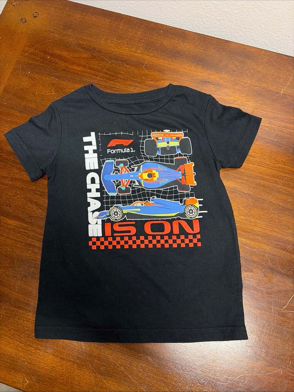 Formula 1 The Chase Is On T-Shirt Size 4T Black Racing